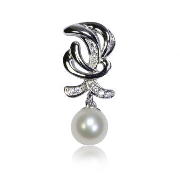925 silver CZ fresh water pearl pendant