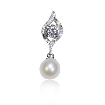 925 silver CZ fresh water pearl pendant